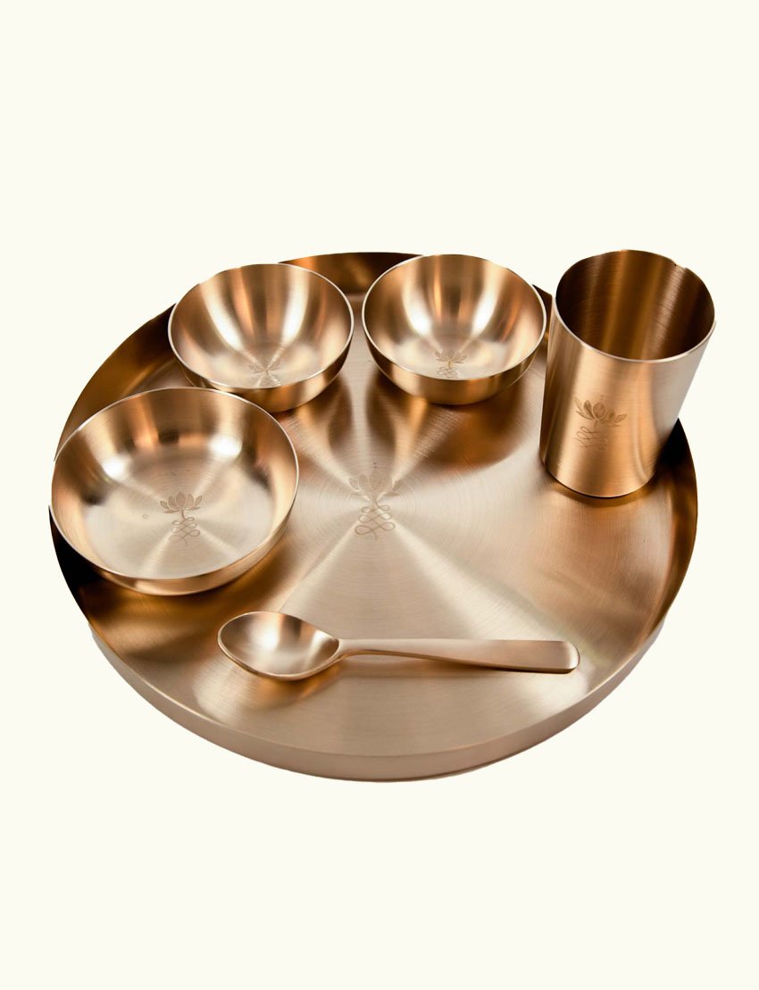 Kansa Lotus Engraved Dinner Set 12 inches